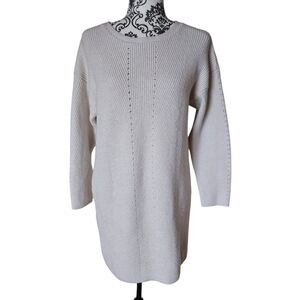 H Halston tunic sweater size small